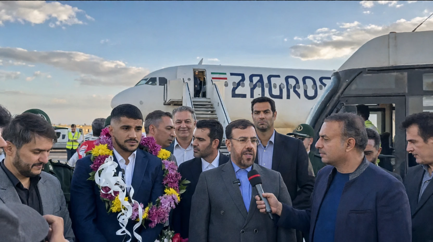 استقبال فارسیها از قهرمان شیرازی کشتی فرنگی جهان
