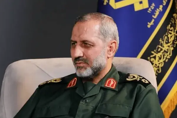 تقدیر فرمانده نیروی هوافضای سپاه از اردوی جهادی درمانی قرارگاه مردمیاری در استان فارس